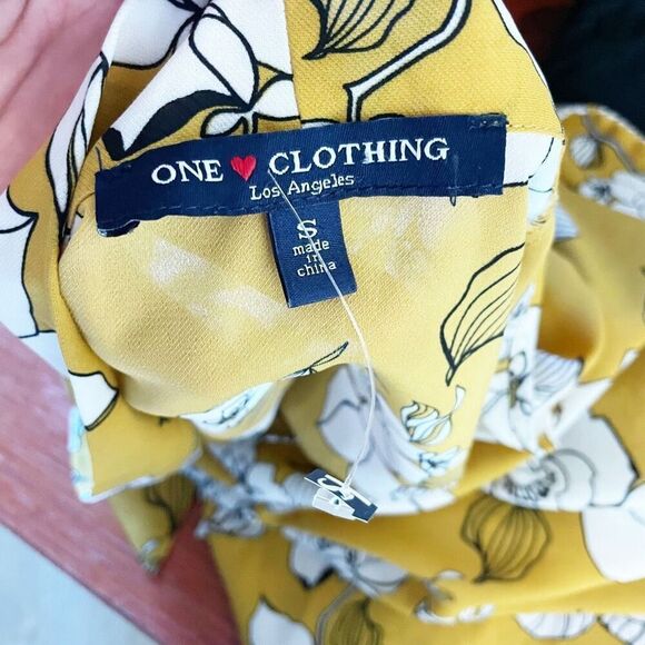 ❤️‍🔥5 for $25 One Clothing Los Angeles Floral Yellow & White Long sleeve tie ne - Picture 6 of 10